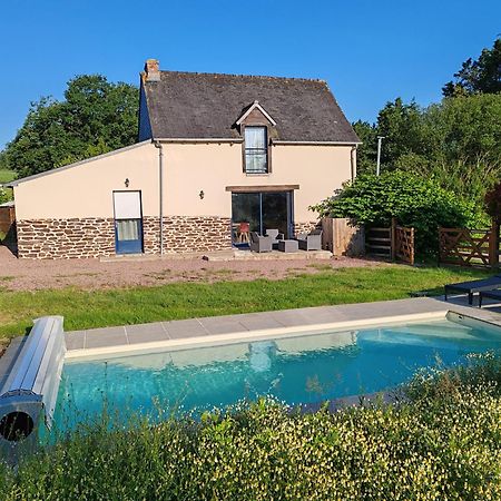 Villa L'Ote De Brekilien Saint-Malon-sur-Mel Esterno foto