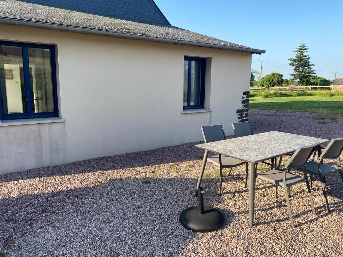 Villa L'Ote De Brekilien Saint-Malon-sur-Mel Esterno foto